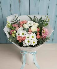 Букет цветов из:  Розы, Лизиантусы и Хризантемы в Песчаном