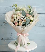 Букет цветов из:  Розы и Лизиантусы в Песчаном