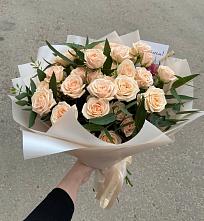Букет Кремовые розы Латте в Песчаном