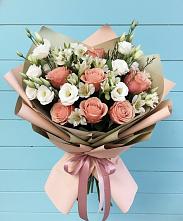 Букет цветов из:  Розы, Альстромерии и Лизиантусы в Песчаном