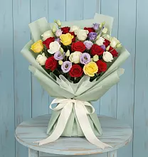 Букет цветов из:  Розы в Песчаном