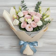 Букет цветов из:  Лизиантусы в Песчаном