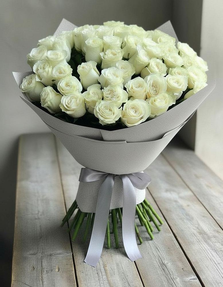Букет 35 Белых роз в Песчаном
