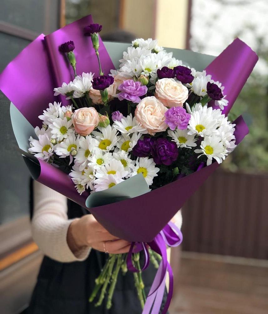 Букет цветов из: Хризантемы, Гвоздики и Розы в Песчаном