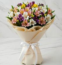 Букет цветов из:  Альстромерии в Песчаном
