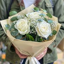 Букет цветов из:  Розы в Песчаном
