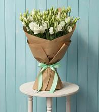 Букет цветов из:  Лизиантусы в Песчаном