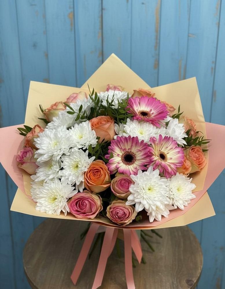 Букет цветов из: Розы, Герберы и Хризантемы в Песчаном