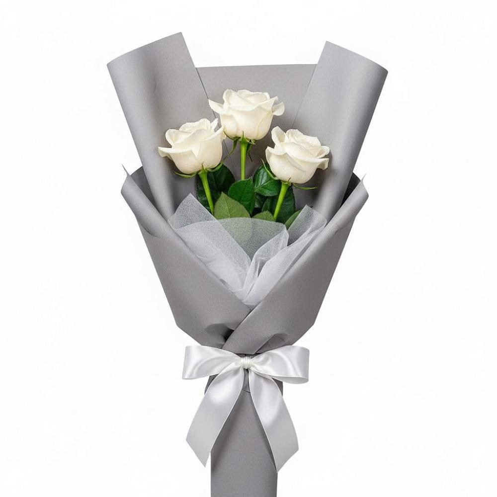 Букет 3 белые розы в Песчаном