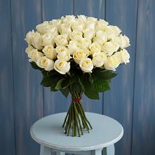Букет 51 Белая роза Эдлесс Лав в Песчаном