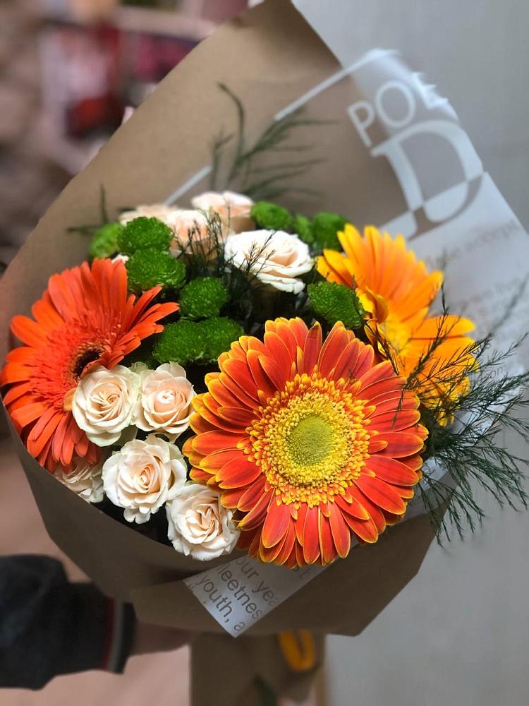 Букет цветов из: Герберы, Хризантемы и Розы в Песчаном