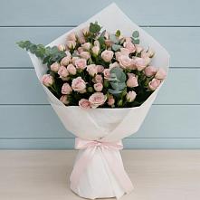 Букет цветов из:  Розы в Песчаном