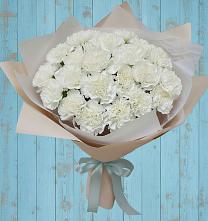Букет цветов из:  Гвоздики в Песчаном